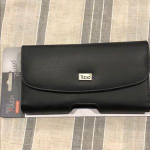 iPhone 7/8 plus Reiko pouch